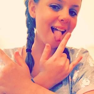 Meet your Posher, Kara